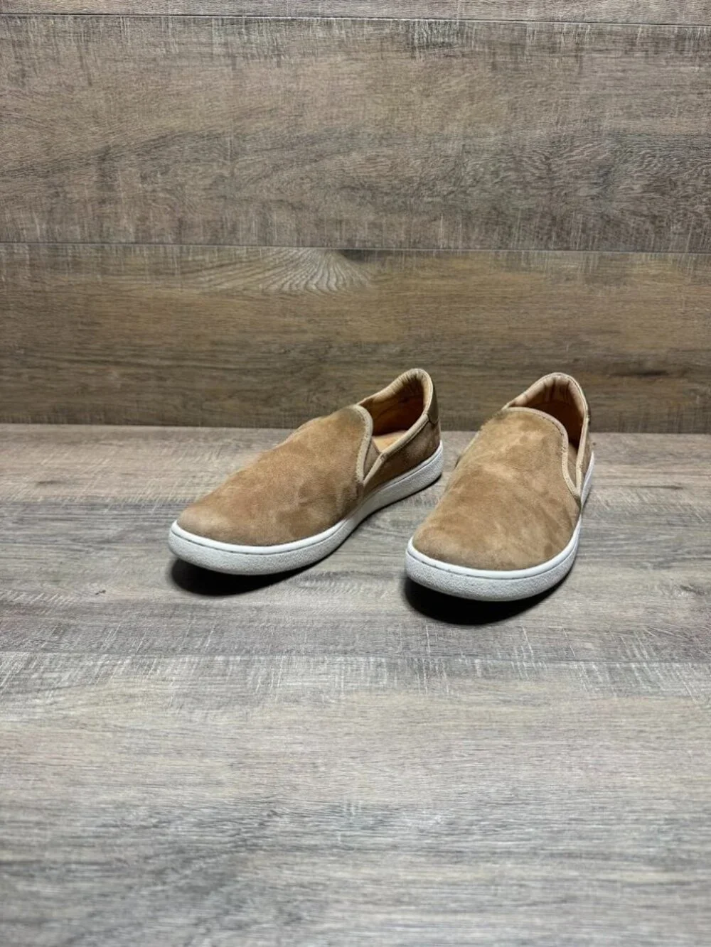 Uggs Jass Tan Suede Slip On Sneakers Women's Size 11